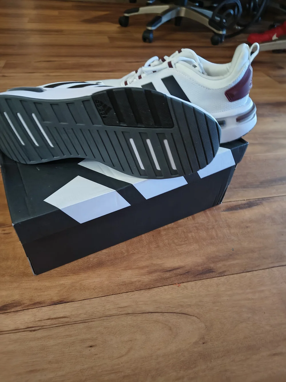 adidas Men's White Sneakers with Black Stripes and Burgundy Accents